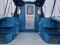 Containerskepp till salu