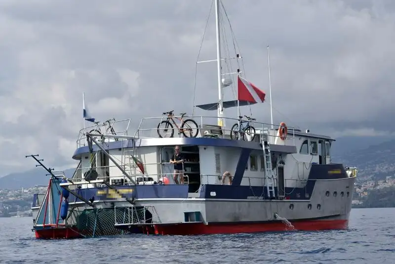 Bogserbåt till salu