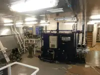 Containerskepp till salu