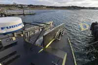 Räddningsfartyg till salu