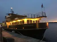 Kryssningsfärja till salu