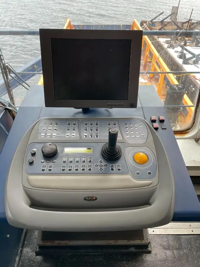 Försörjningsfartyg till salu