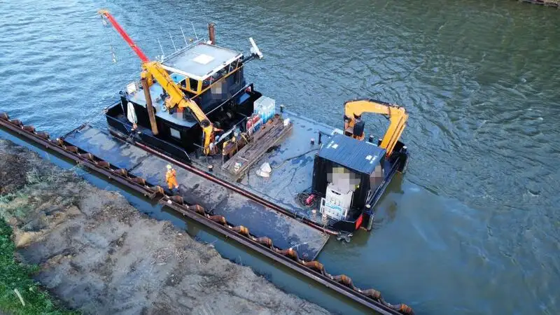 Containerskepp till salu