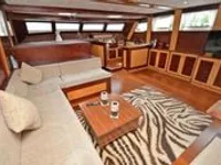 Yacht till salu