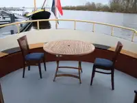 Pråm till salu