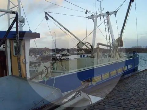 Bottentrålare till salu