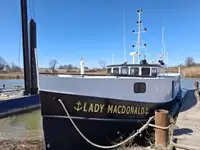 Bogserbåt till salu