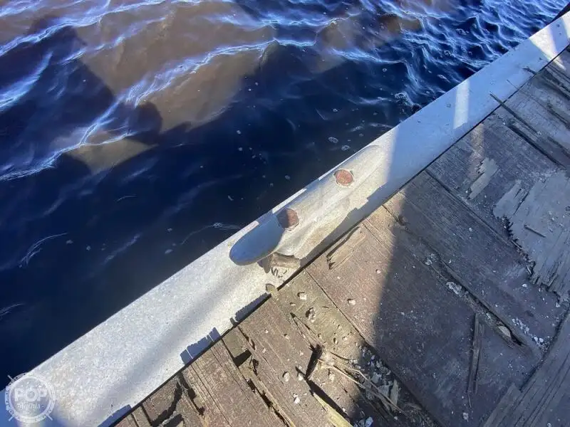 Pråm till salu