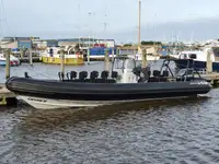 Containerskepp till salu