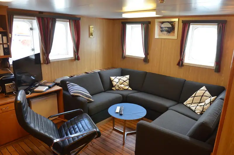 Containerskepp till salu