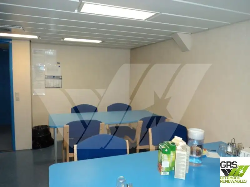 Försörjningsfartyg till salu
