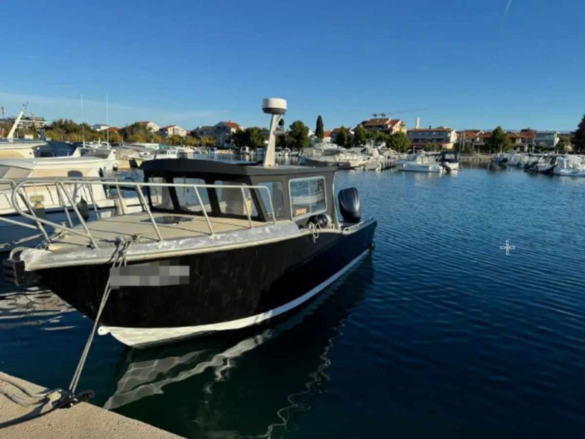 Arbetsbåtar till salu