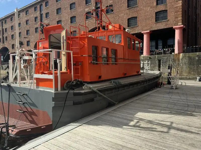 Lotsbåt till salu