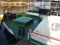 Containerskepp till salu