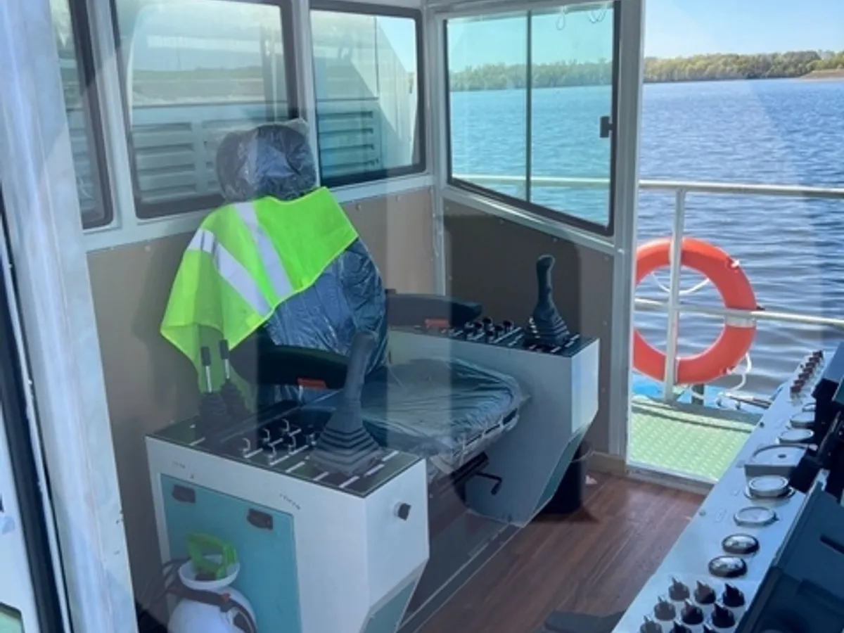 Arbetsbåtar till salu