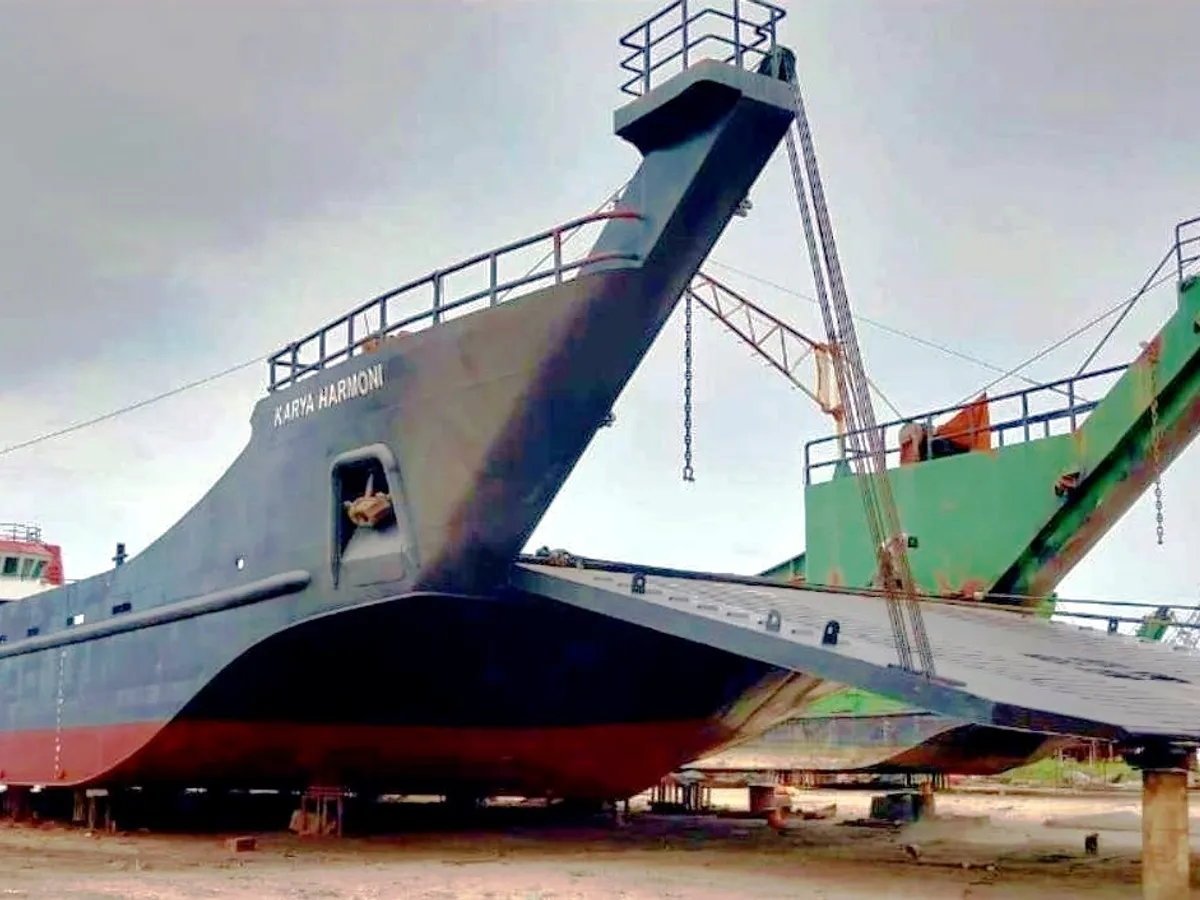 Landstigningsfartyg, tank till salu