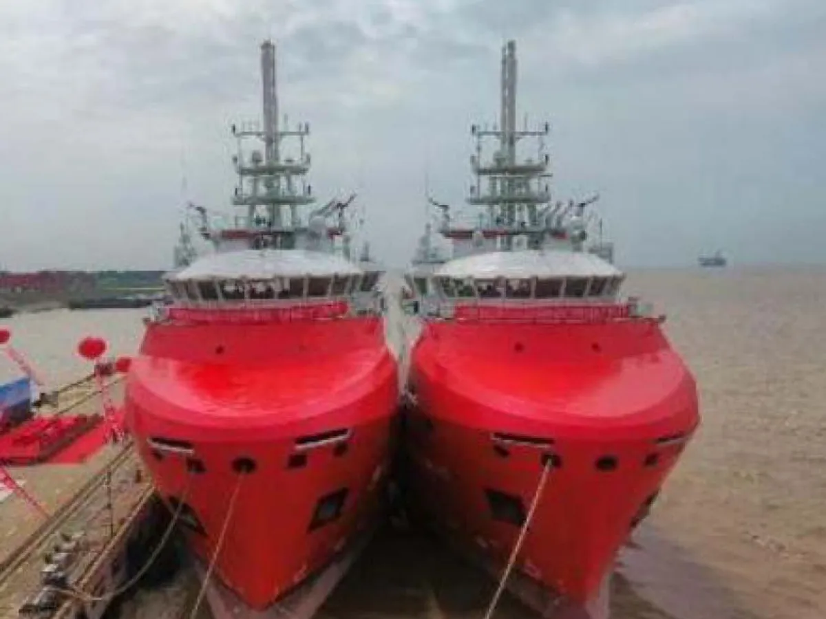 Offshore- och servicefartyg till salu