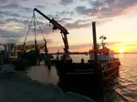 Arbetsbåtar till salu