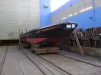 Pråm till salu