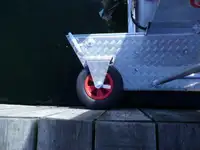 Dykstöd till salu