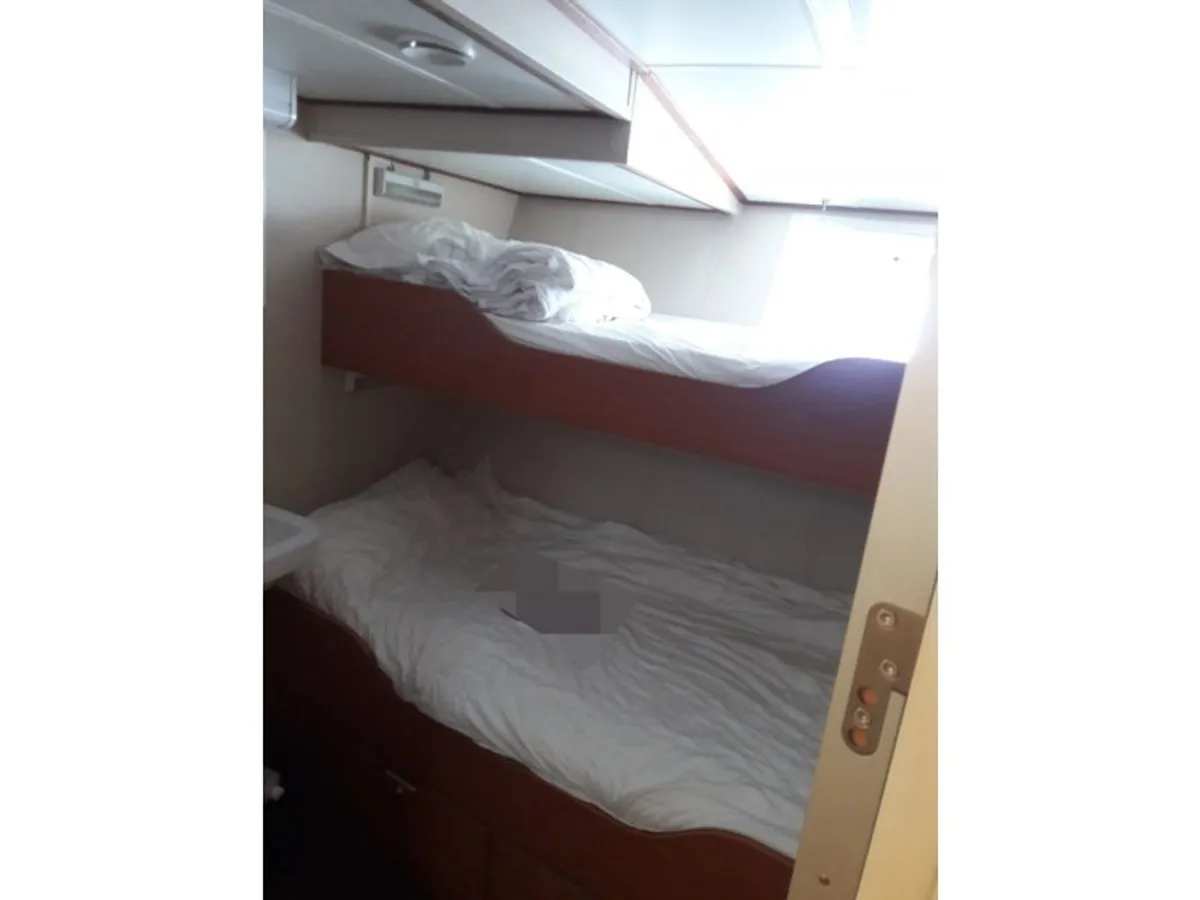 Undersökningsfartyg till salu