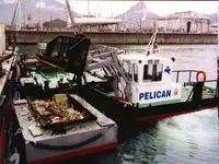 Pråm till salu