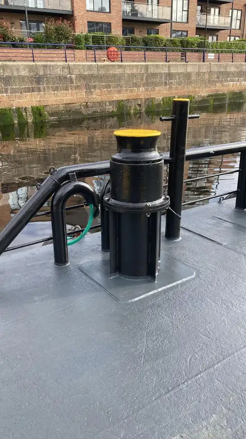 Containerskepp till salu