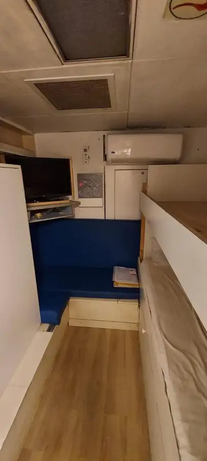Besättningsbåt till salu