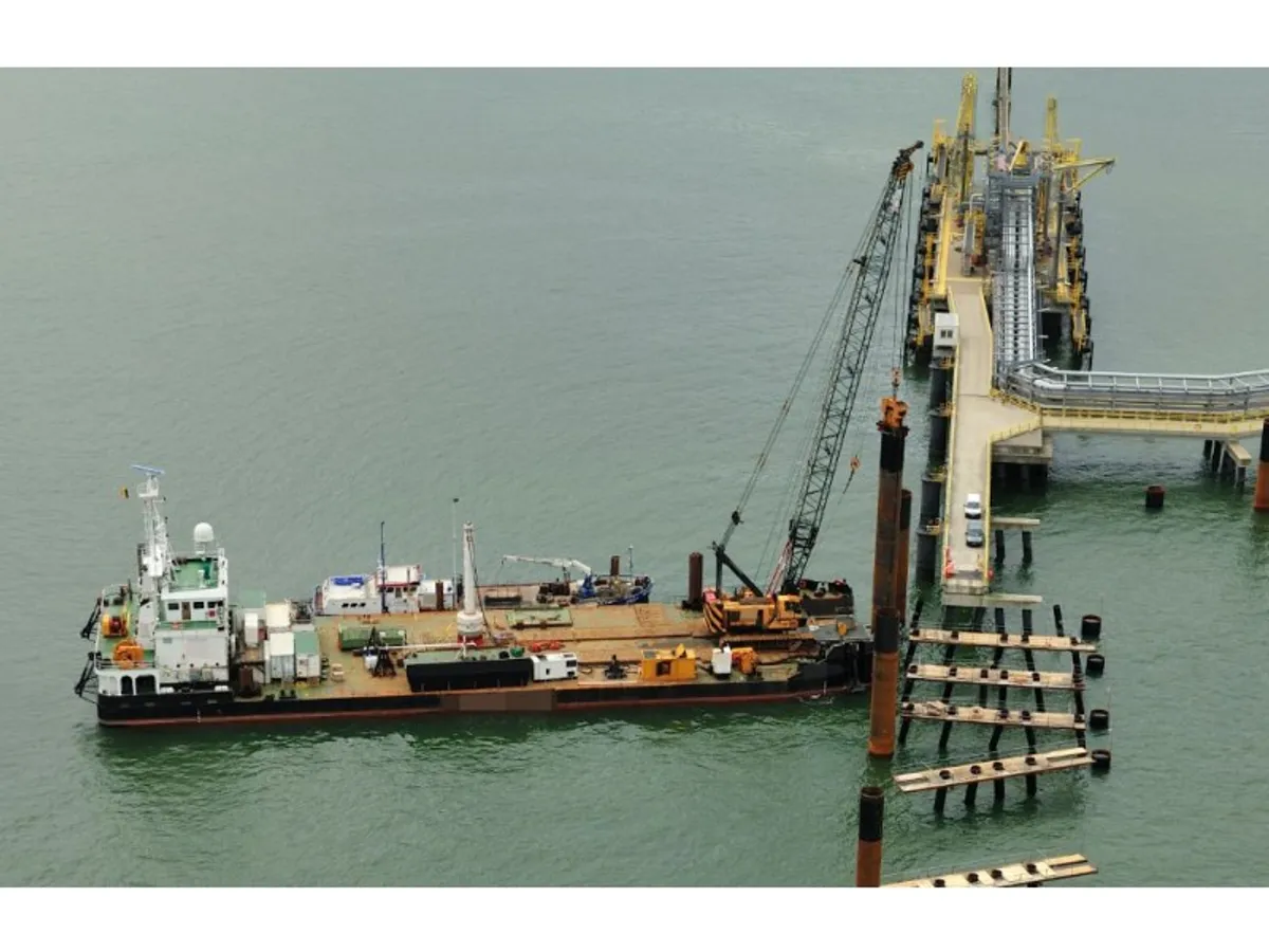 Försörjningsfartyg till salu
