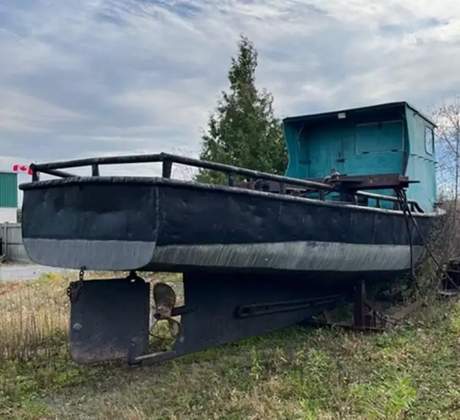 Arbetsbåtar till salu