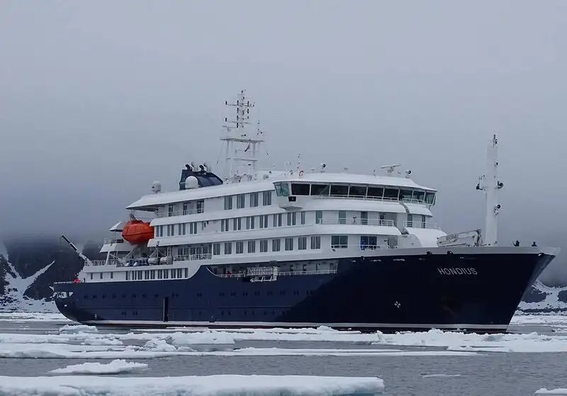 Kryssningsfartyg till salu