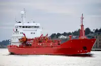 Oil/Chemical tanker till salu