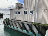 Pråm till salu