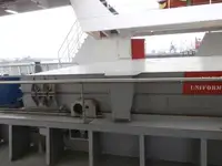 Containerskepp till salu