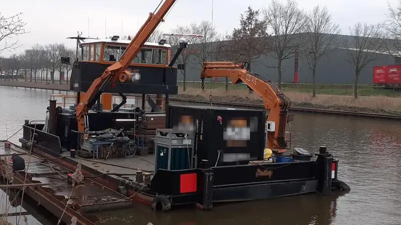 Containerskepp till salu