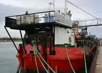 Pråm till salu