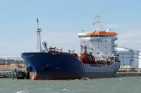 Oil/Chemical tanker till salu