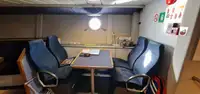 Räddningsfartyg till salu