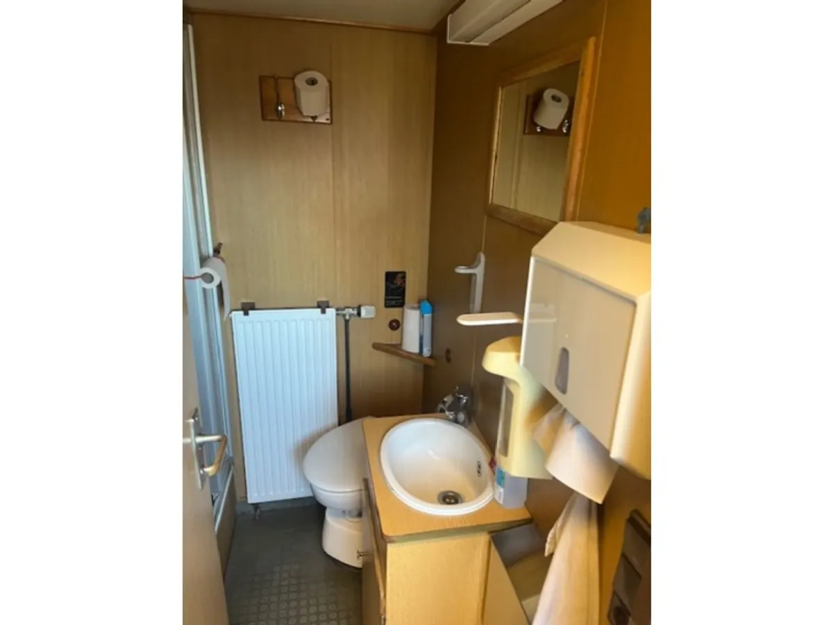 Patrullbåt till salu