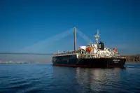 Ro-Ro ship till salu