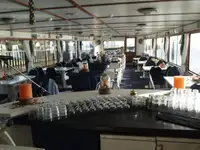 Flytande hotell till salu