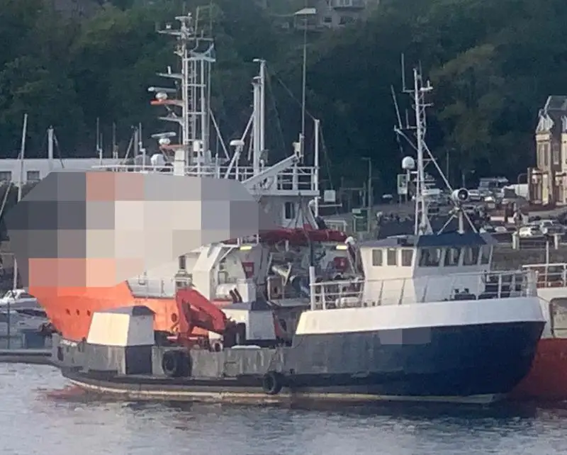 Arbetsbåtar till salu