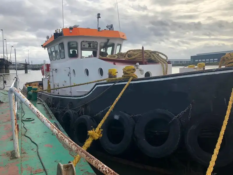 Bogserbåt till salu