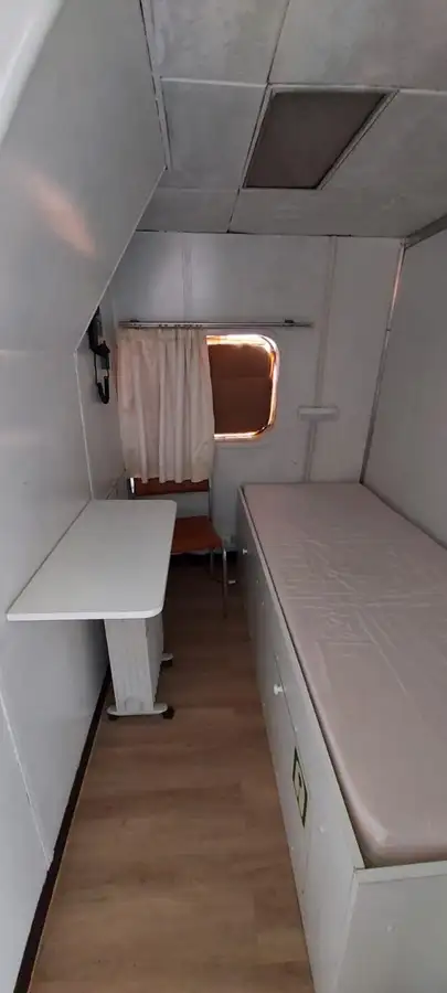 Besättningsbåt till salu