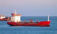 Oil/Chemical tanker till salu
