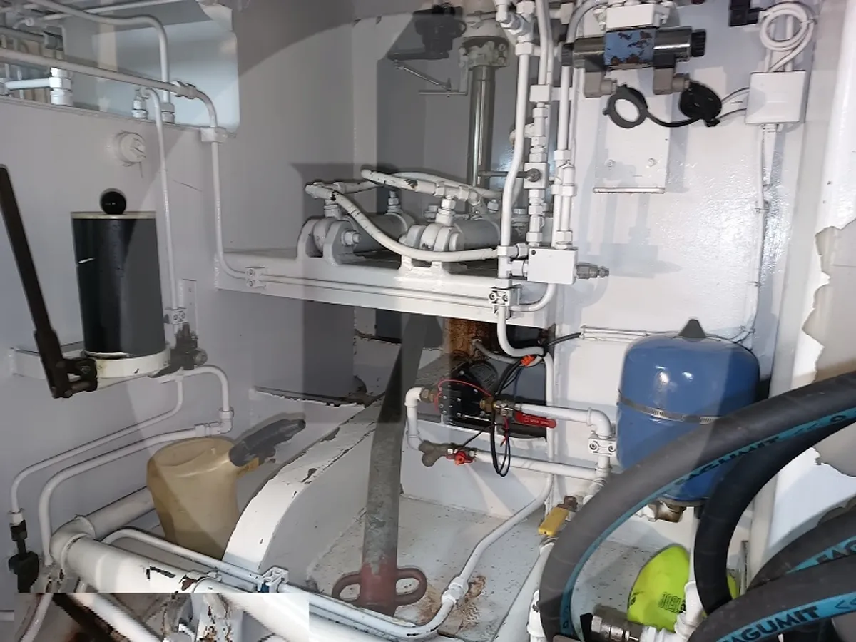 Levande fisktransportfartyg till salu