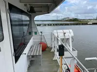 Containerskepp till salu
