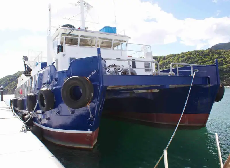 Katamaran till salu