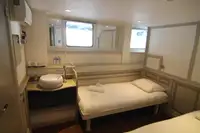 Pråm till salu