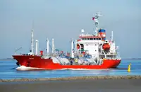 Oil/Chemical tanker till salu